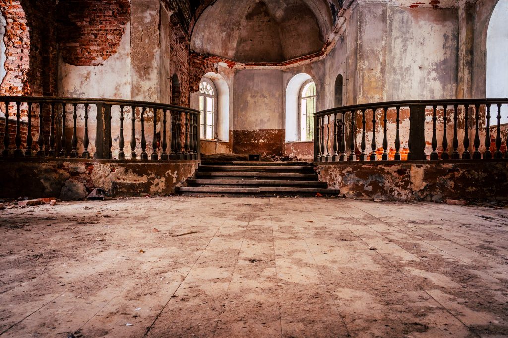 When should a church sell: deferred maintenance and neglect in an aging sanctuary